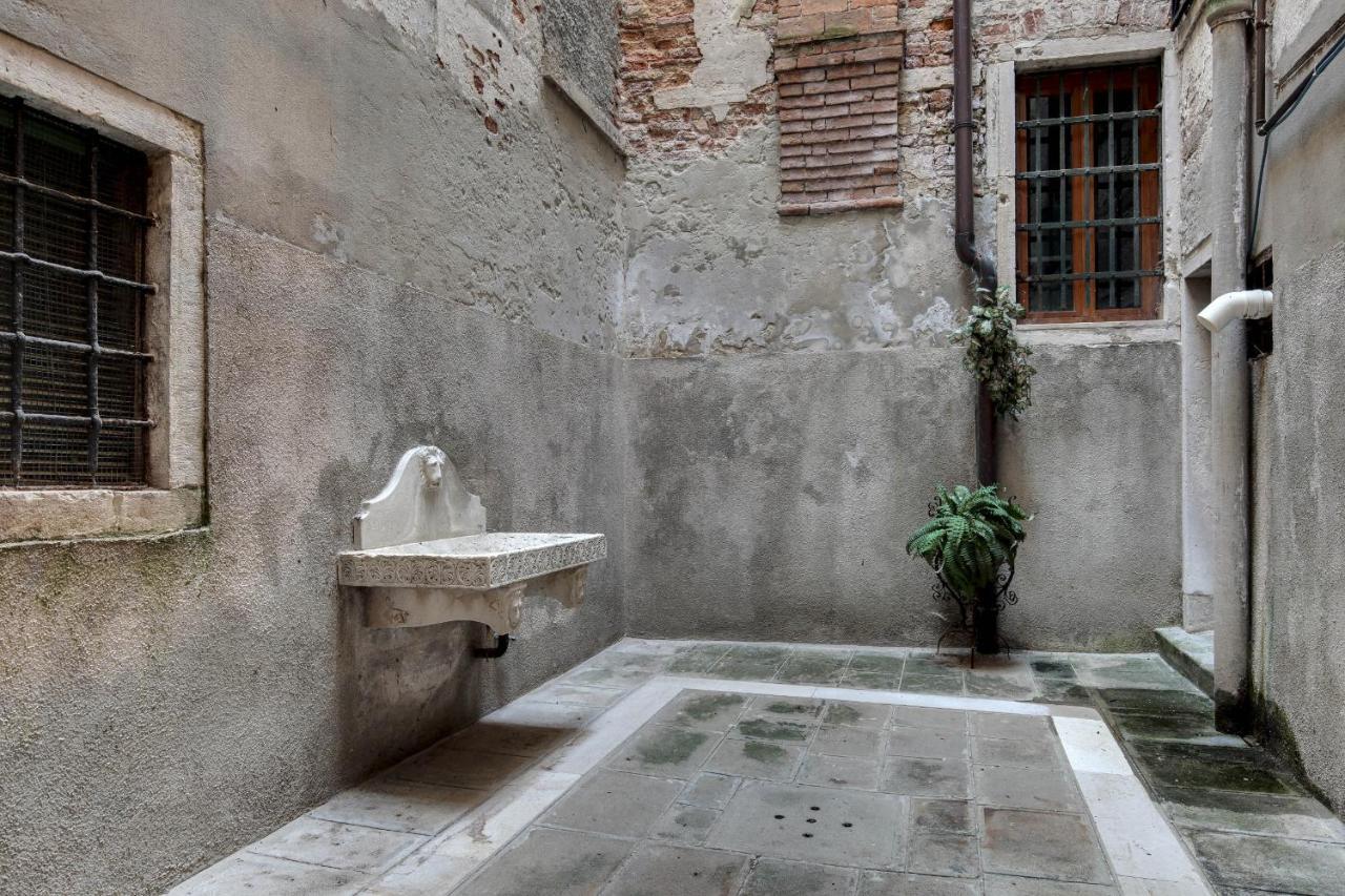 Canal View Suite In Rialto By Wonderful Italy Venice Ngoại thất bức ảnh
